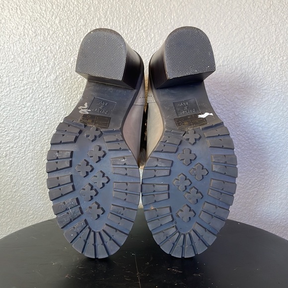 Parker and sky lace up boot heels - Picture 6 of 6